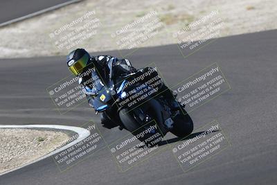 media/Sep-21-2025-TrackDaz (Sun) [[277c75b276]]/C Group/1140pm (Turn 3)/